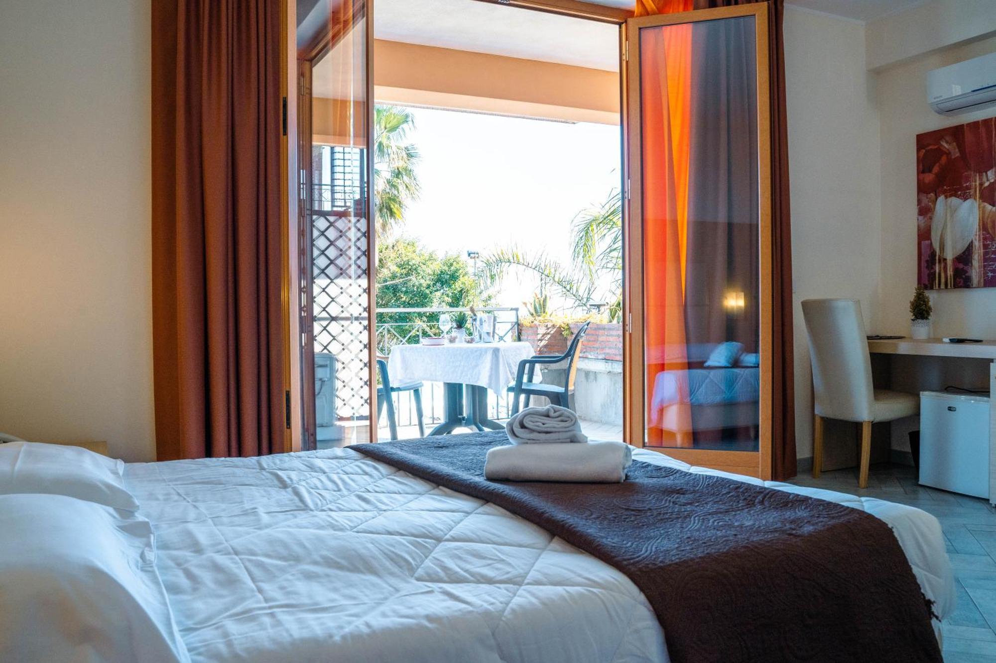 Taormina Hotel Calipso Mazzeo Εξωτερικό φωτογραφία