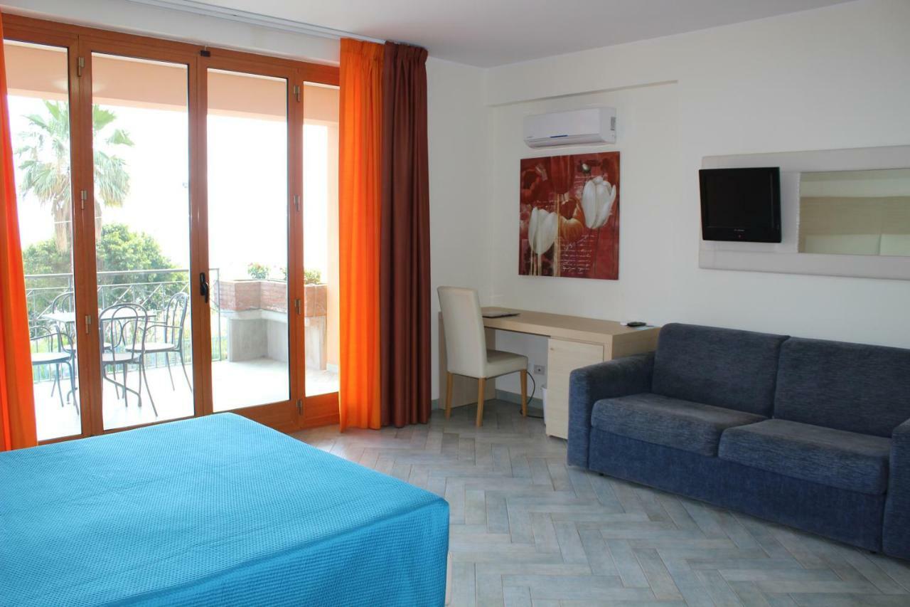 Taormina Hotel Calipso Mazzeo Εξωτερικό φωτογραφία