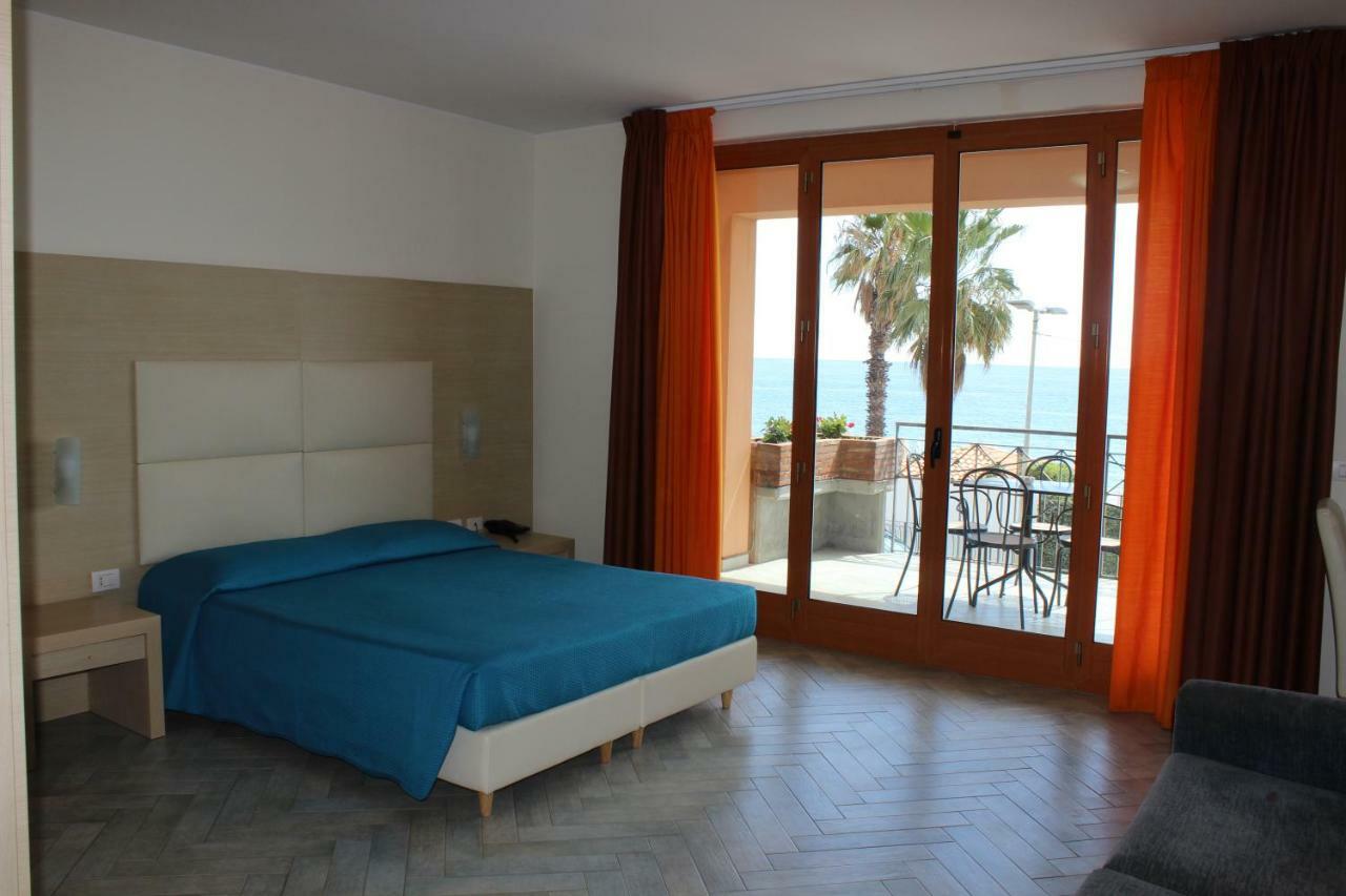 Taormina Hotel Calipso Mazzeo Εξωτερικό φωτογραφία